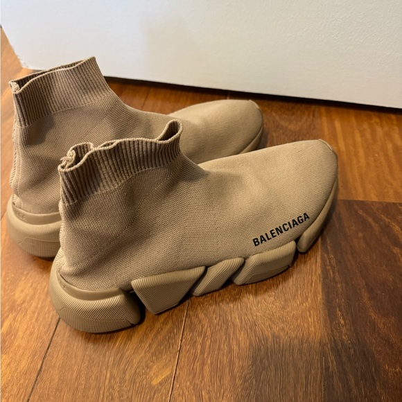 Balenciaga sock sneakers - Picture 3 of 5